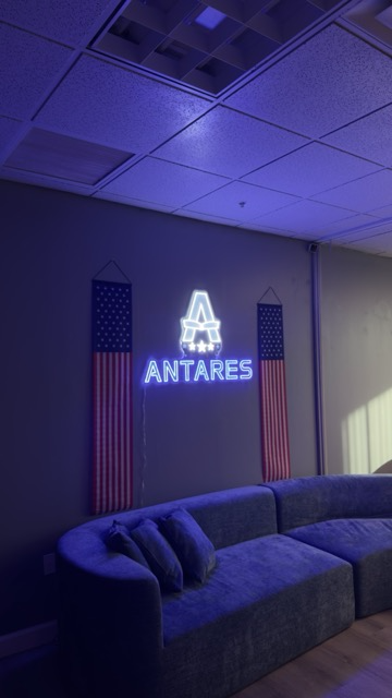 Espaço de convivência da Antares MetroWest